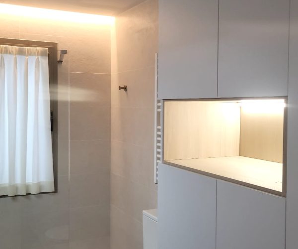Iluminación en reforma de wc Led lux calida de 9.6w