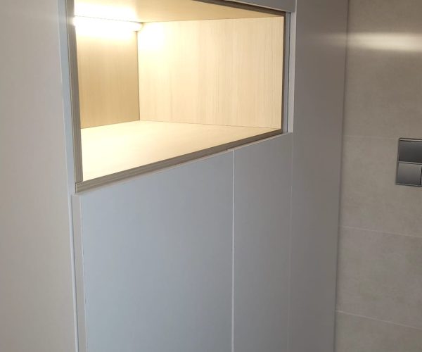 Iluminación en reforma de wc Led lux calida de 9.6w